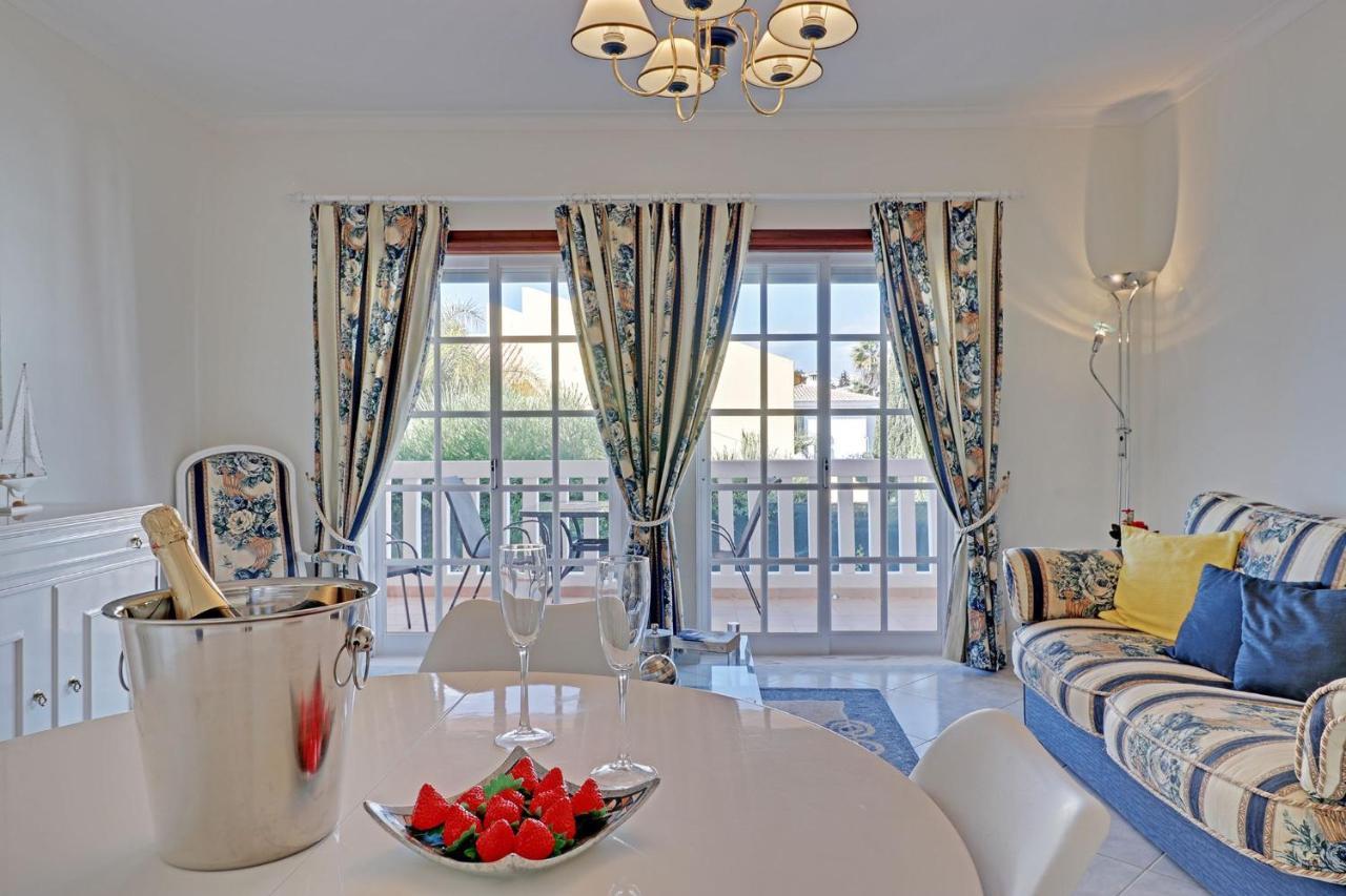 Portimao Solar Do Vau With Pool By Homing Apartment Bagian luar foto